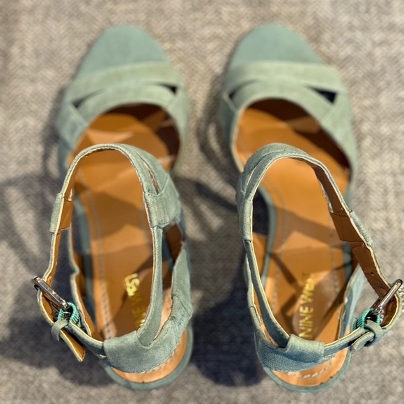 Women’s NineWest sandals - Picture 6 of 6